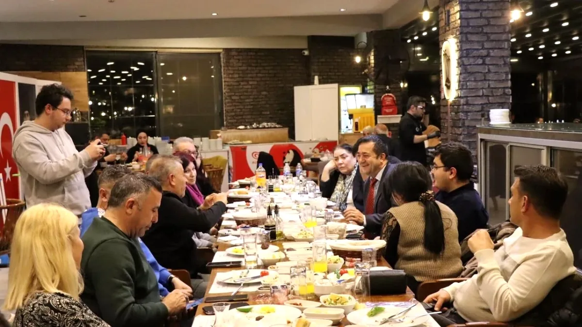 Subaşı Belediyesi'nden Tasarruf Tedbirlerine Sert Yanıt: "İftardan Soruşturma Geçireceksem, Geçireyim" Subaşı Belediyesi'nden Tasarruf Tedbirlerine Sert Yanıt: "İftardan Soruşturma Geçireceksem, Geçireyim"