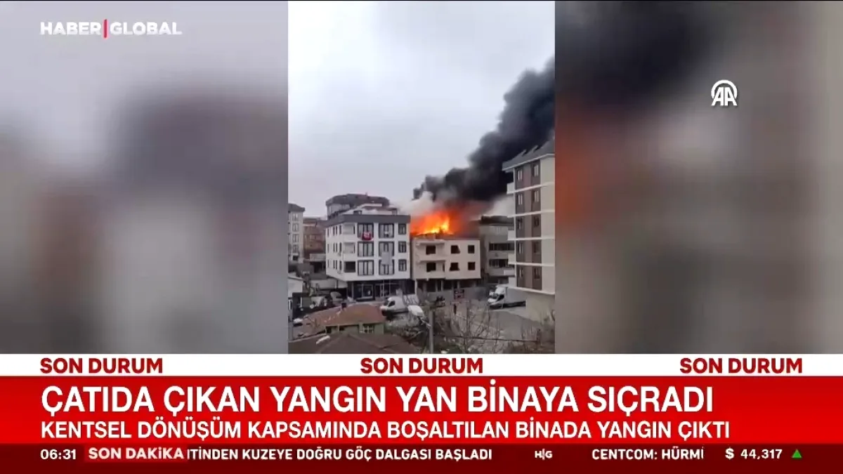 Sultanbeyli'de Metruk Binada Başlayan Yangın Komşu Binaları Tehdit Etti Sultanbeyli'de Metruk Binada Başlayan Yangın Komşu Binaları Tehdit Etti
