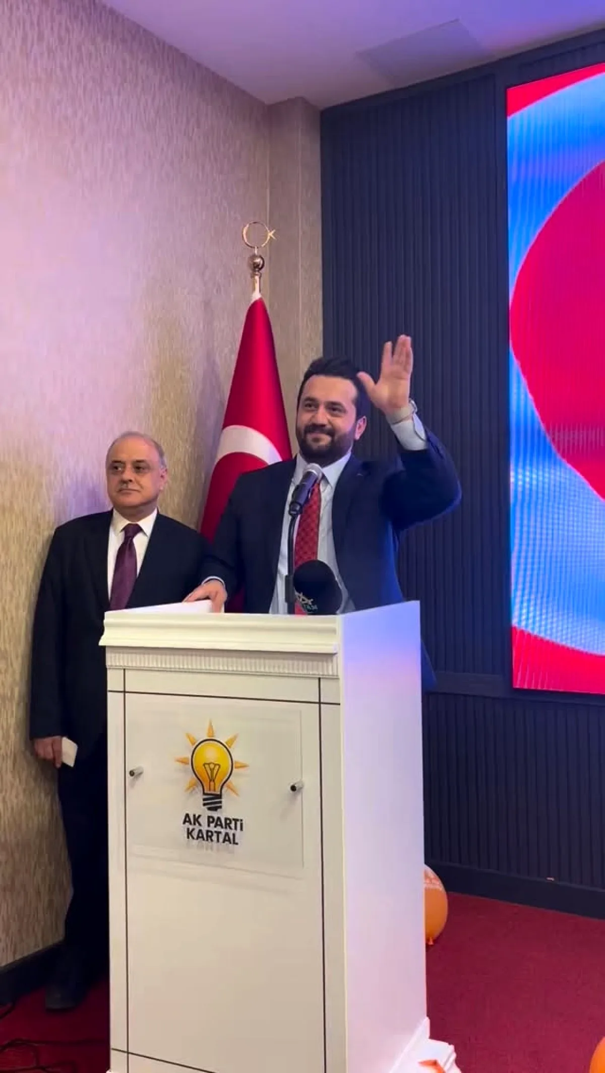 AK Parti Kartal Gençlik Kolları, Bayramda Teşkilatıyla Buluştu AK Parti Kartal Gençlik Kolları, Bayramda Teşkilatıyla Buluştu