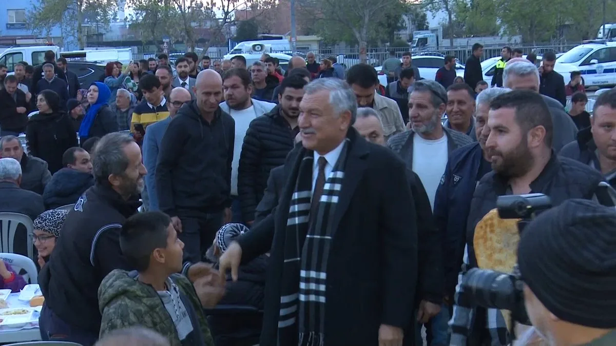 Adana Belediye Başkanı Zeydan Karalar'dan Ramazan Bayramı Mesajı: "Gücümüz Birlik ve Sevgi" Adana Belediye Başkanı Zeydan Karalar'dan Ramazan Bayramı Mesajı: "Gücümüz Birlik ve Sevgi"