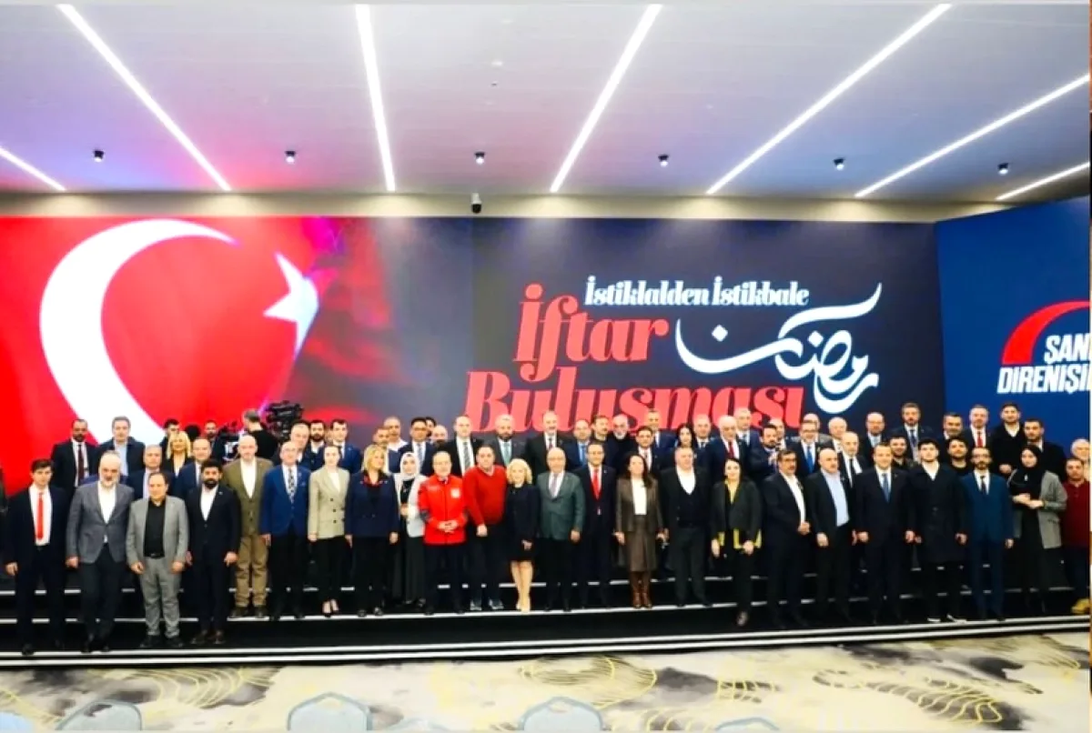 Silivri'de Geleneksel İftar Buluşması: Türk Kızılay ve 15 Temmuz Derneği Bir Araya Geldi Silivri'de Geleneksel İftar Buluşması: Türk Kızılay ve 15 Temmuz Derneği Bir Araya Geldi