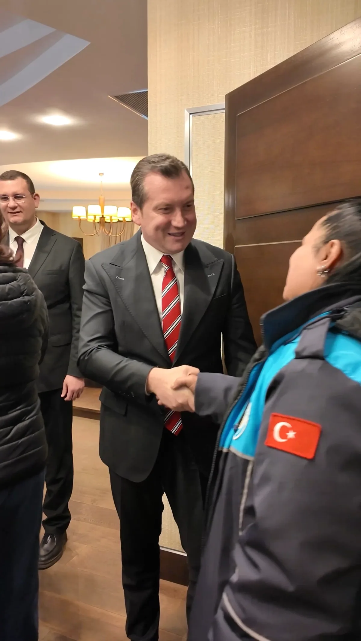 Silivri Belediyesi'nden Bayram Mesajı: "Hemşehrilerimize İyi Bayramlar" Silivri Belediyesi'nden Bayram Mesajı: "Hemşehrilerimize İyi Bayramlar"