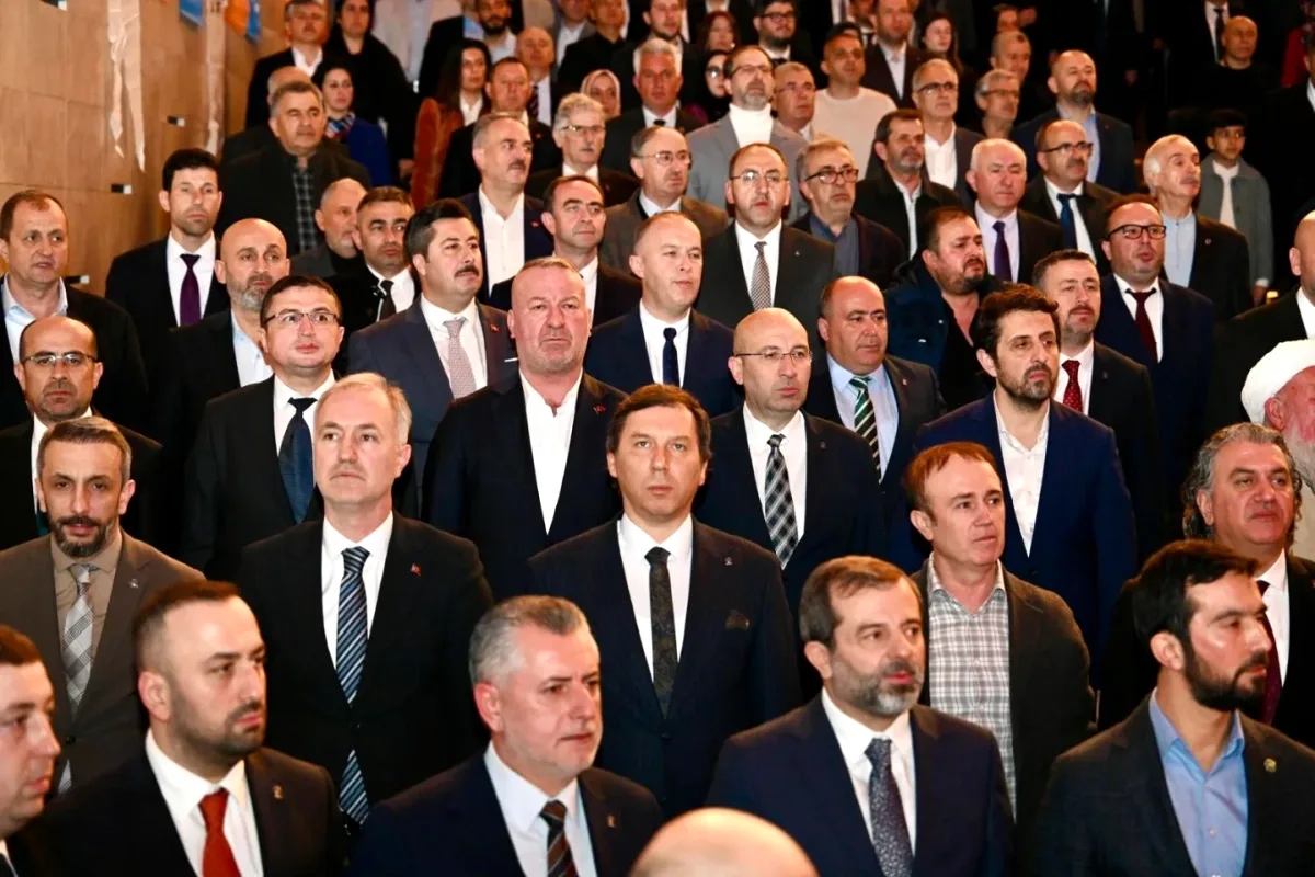 Karacabey Belediye Başkanı'ndan Bayram Mesajı: "Birlikte Nice Bayramlara" Karacabey Belediye Başkanı'ndan Bayram Mesajı: "Birlikte Nice Bayramlara"