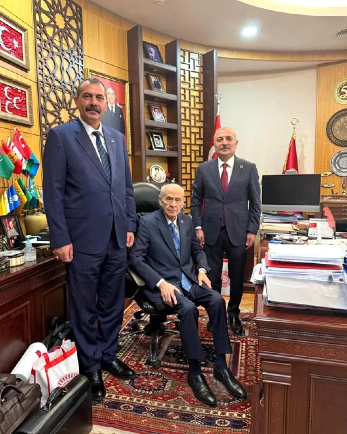 MHP İstanbul İl Başkanlığı'ndan Devlet Bahçeli'ye Destek Mesajı MHP İstanbul İl Başkanlığı'ndan Devlet Bahçeli'ye Destek Mesajı