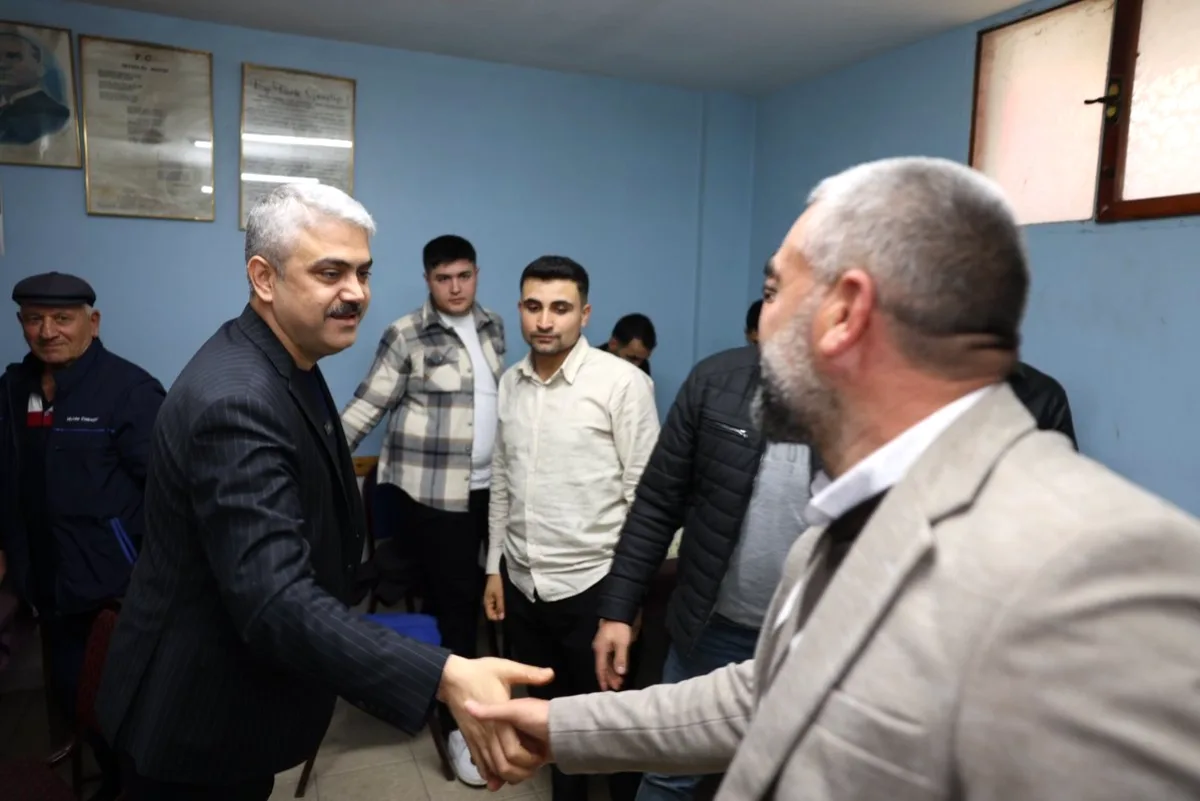 Pozantı Belediye Başkanı Ali Avan, Aşçıbekirli Mahallesi'nde Bayram Ziyareti Gerçekleştirdi Pozantı Belediye Başkanı Ali Avan, Aşçıbekirli Mahallesi'nde Bayram Ziyareti Gerçekleştirdi