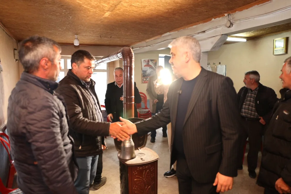 Pozantı Belediye Başkanı Ali Avan, Karakışlakçı Mahallesi'nde Bayram Ziyareti Gerçekleştirdi Pozantı Belediye Başkanı Ali Avan, Karakışlakçı Mahallesi'nde Bayram Ziyareti Gerçekleştirdi