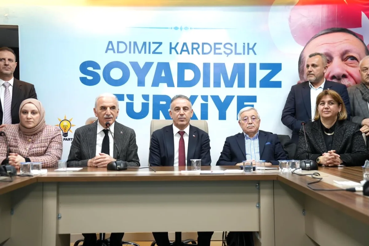 İstanbul Ümraniye'de Ramazan Coşkusu: AK Parti Kadın Kolları Bayramlaştı İstanbul Ümraniye'de Ramazan Coşkusu: AK Parti Kadın Kolları Bayramlaştı