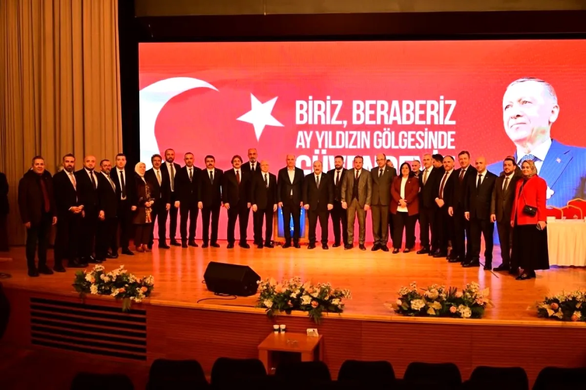 AK Parti Bursa'da Bayramlaşma Programı Düzenledi | Teşkilat ve Halk Bir Araya Geldi AK Parti Bursa'da Bayramlaşma Programı Düzenledi | Teşkilat ve Halk Bir Araya Geldi
