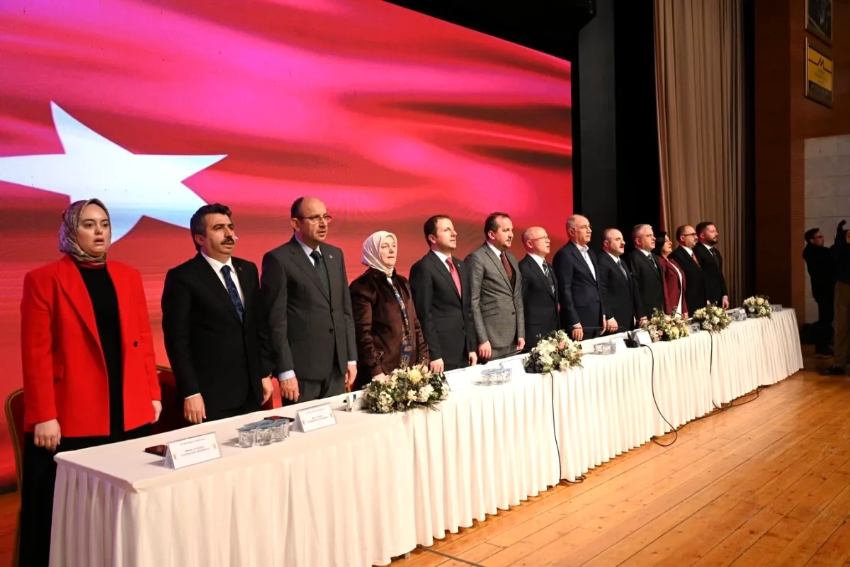 AK Parti Bursa'da Bayram Buluşması: Kılıç, Âlâ ve Varank Bir Araya Geldi AK Parti Bursa'da Bayram Buluşması: Kılıç, Âlâ ve Varank Bir Araya Geldi