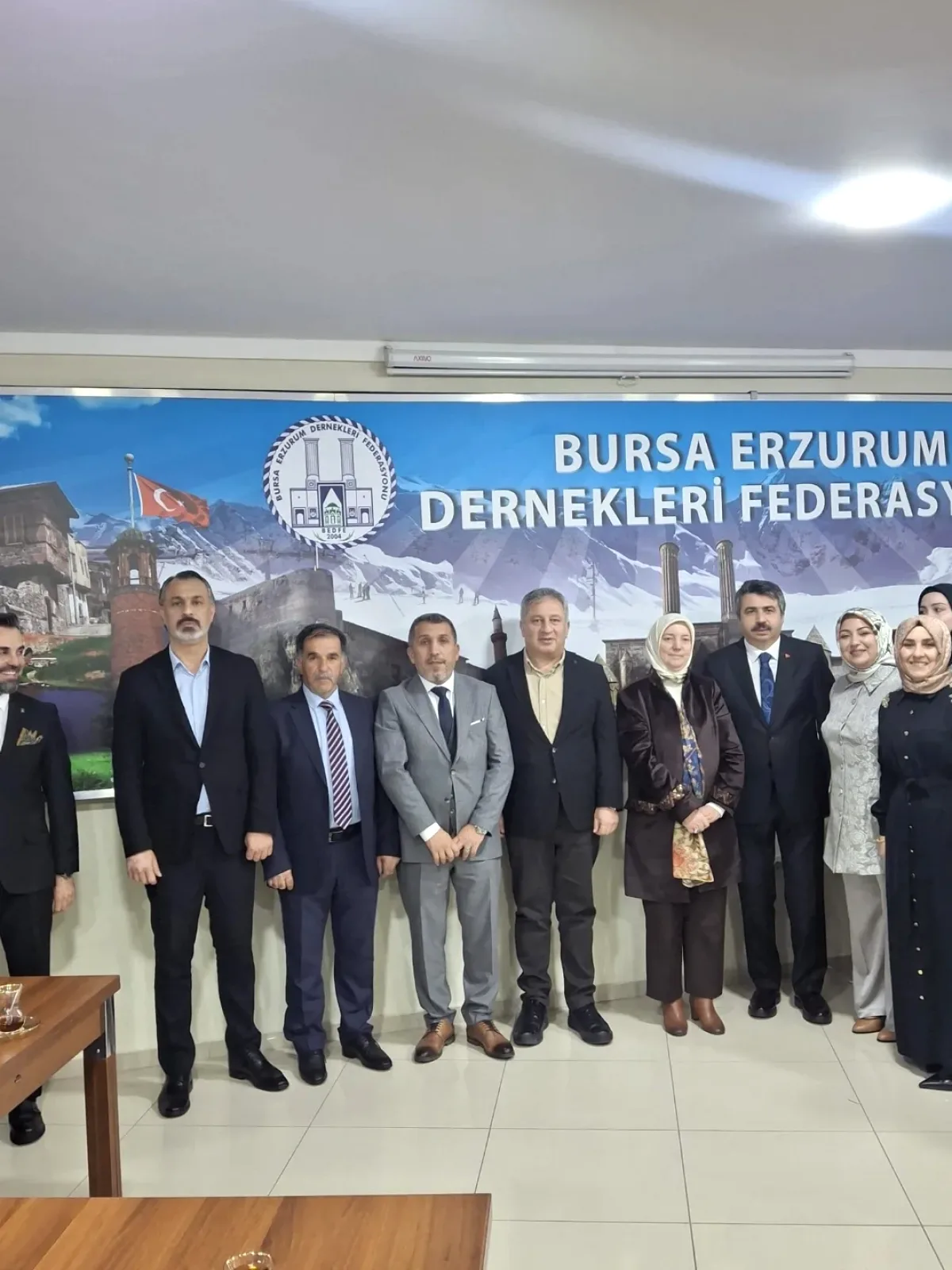 MHP Bursa İl Başkan Yardımcıları, BEDFE'nin Bayramlaşma Programında Hemşehrilerle Buluştu MHP Bursa İl Başkan Yardımcıları, BEDFE'nin Bayramlaşma Programında Hemşehrilerle Buluştu