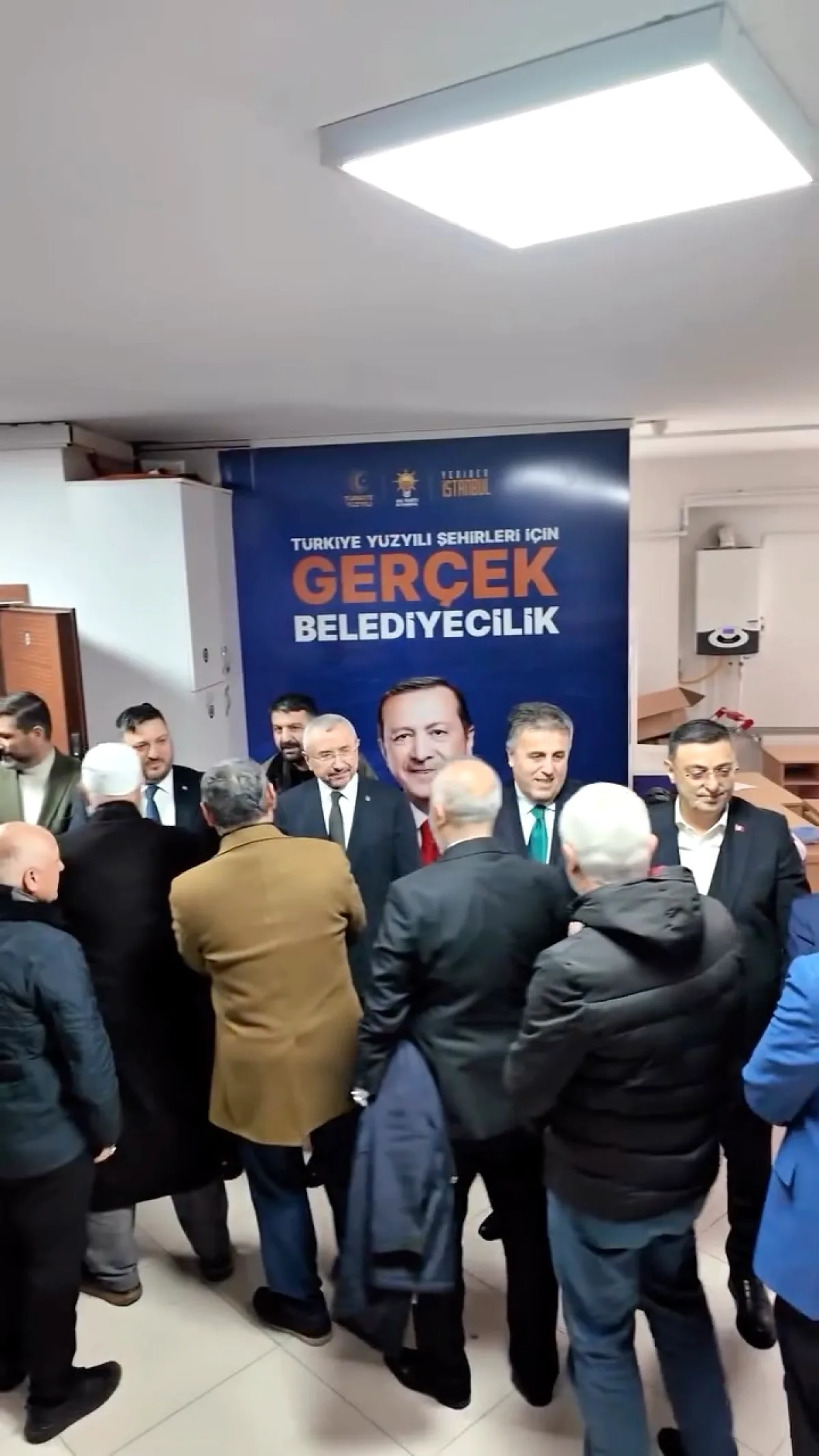 AK Parti Sancaktepe'de Geleneksel Bayramlaşma Coşkusu AK Parti Sancaktepe'de Geleneksel Bayramlaşma Coşkusu