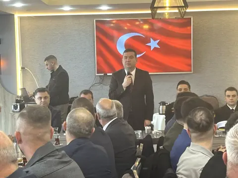 Silivri'de Ramazan Bayramı Kutlaması: Kaymakam Togan ve Protokol Öğretmenevinde Bir Araya Geldi