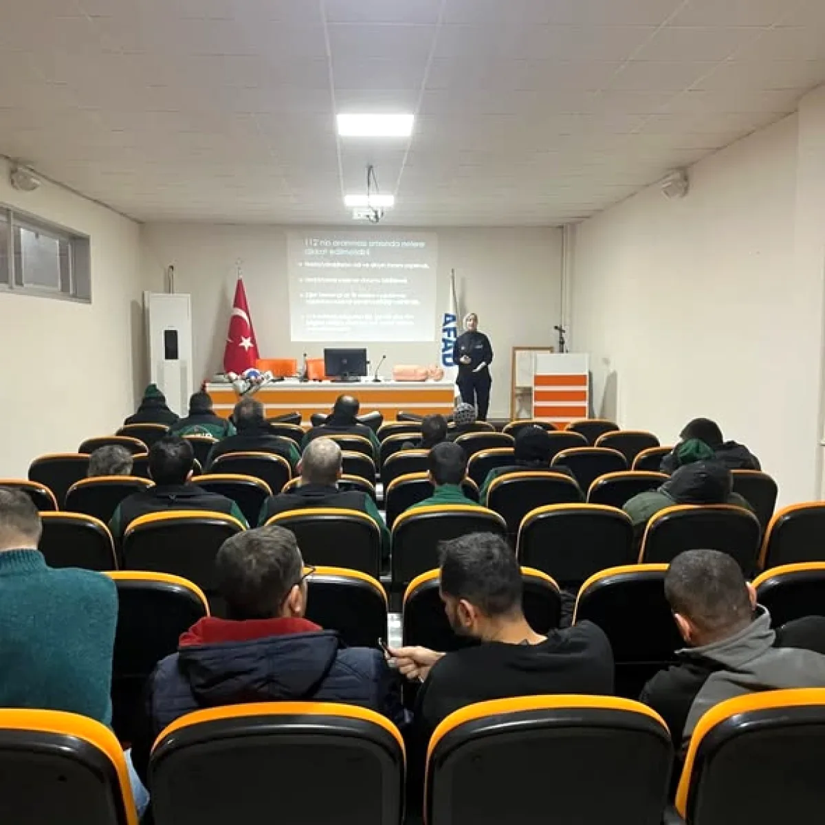 Balıkesir'de Genç AKUB Üyelerine AFAD'dan Özel Eğitim: Kentsel Arama ve KBRN Ekipmanları Tanıtıldı Balıkesir'de Genç AKUB Üyelerine AFAD'dan Özel Eğitim: Kentsel Arama ve KBRN Ekipmanları Tanıtıldı