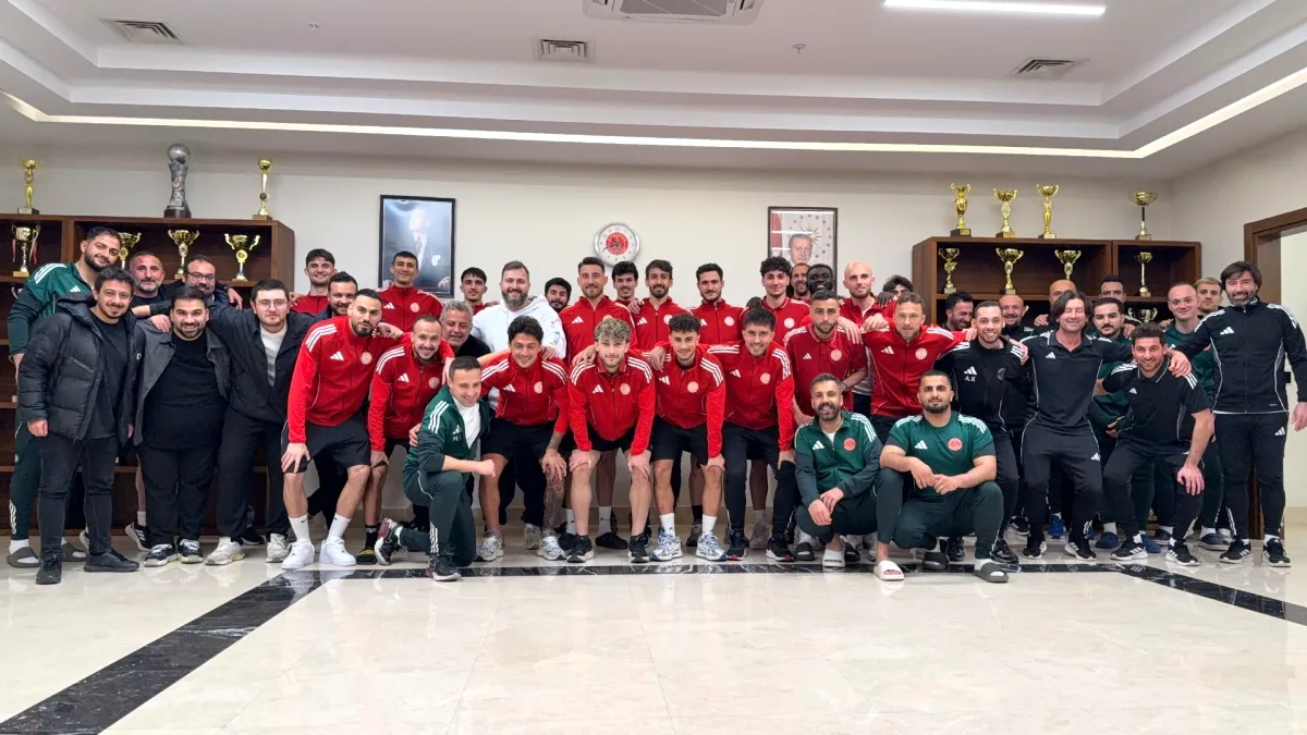İstanbul Ümraniyespor ve Eminevim İşbirliğini Duyurdu İstanbul Ümraniyespor ve Eminevim İşbirliğini Duyurdu