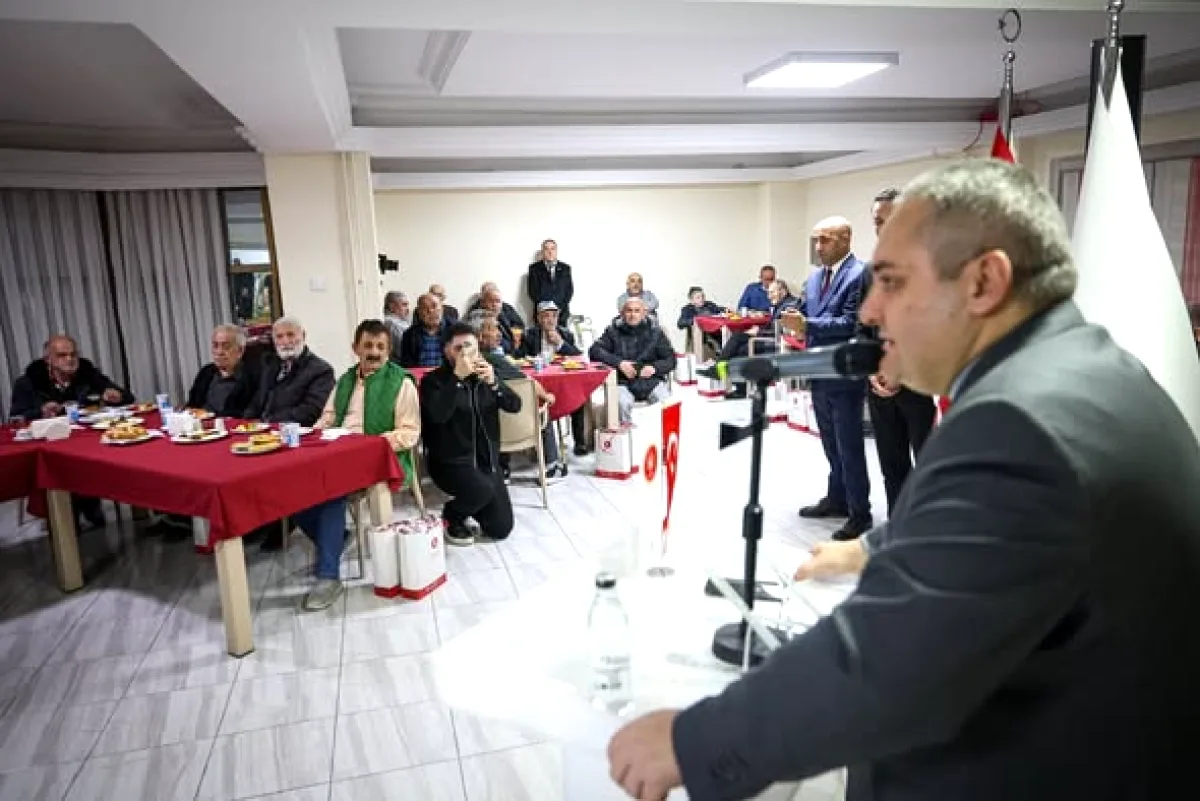Dr. Mesut Özarslan Ramazan'da Huzurevi Sakinleriyle İftarda Buluştu Dr. Mesut Özarslan Ramazan'da Huzurevi Sakinleriyle İftarda Buluştu