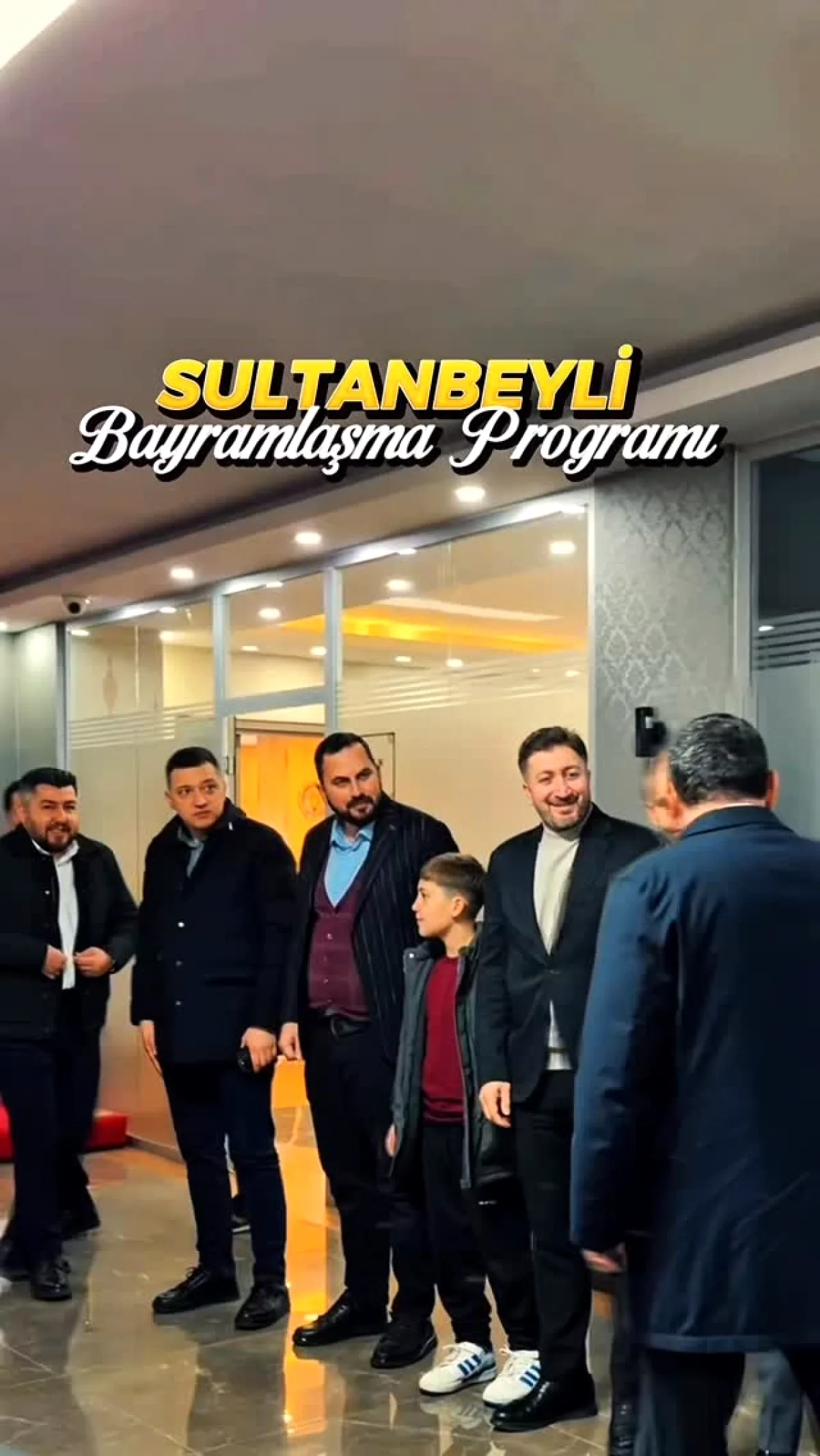 AK Parti İstanbul Milletvekili Yahya Çelik'ten Bayram Mesajı: "Gönüller Bir, Teşkilat Tek Yürek" AK Parti İstanbul Milletvekili Yahya Çelik'ten Bayram Mesajı: "Gönüller Bir, Teşkilat Tek Yürek"