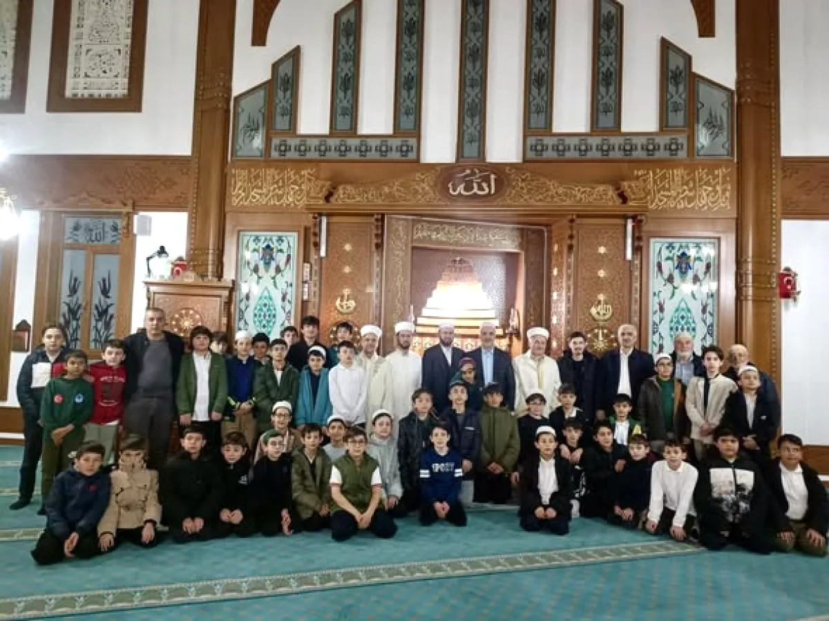 Keçiören Müftülüğü'nden İyilik Buluşması: Emekli Müftülere Vefa Ziyareti Keçiören Müftülüğü'nden İyilik Buluşması: Emekli Müftülere Vefa Ziyareti