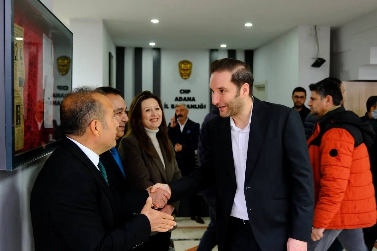Adana'da Siyasetin Üst Düzey Bayram Buluşması Adana'da Siyasetin Üst Düzey Bayram Buluşması