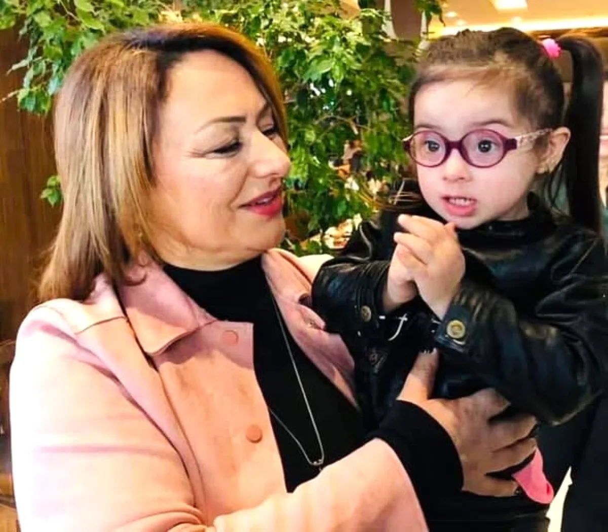 Adana'daki Otobüs Kazası Sonrası Milletvekili Mesajı Adana'daki Otobüs Kazası Sonrası Milletvekili Mesajı