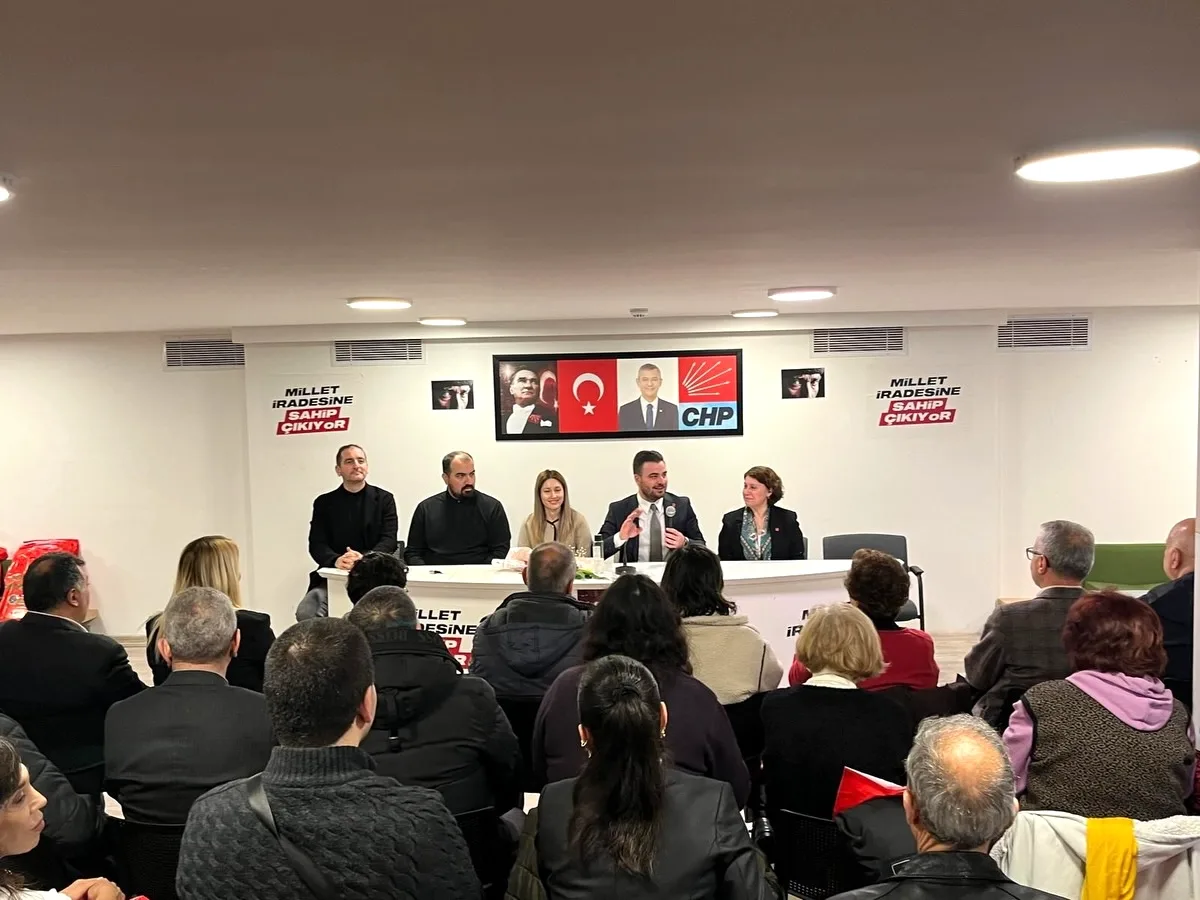 Üsküdar'da Bayram Buluşmasına Görüntülü Sürpriz Üsküdar'da Bayram Buluşmasına Görüntülü Sürpriz