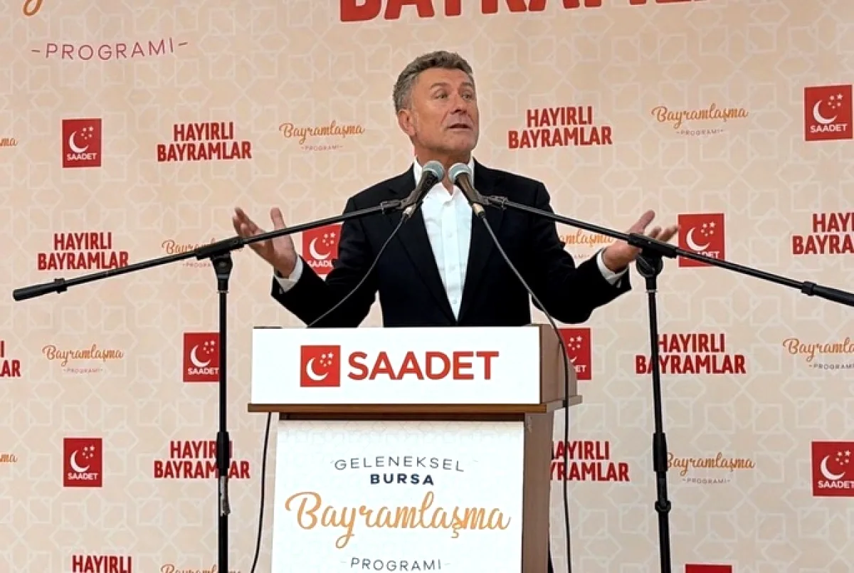 Orhan Sarıbal'dan Bayram Mesajında Düzen Vurgusu Orhan Sarıbal'dan Bayram Mesajında Düzen Vurgusu