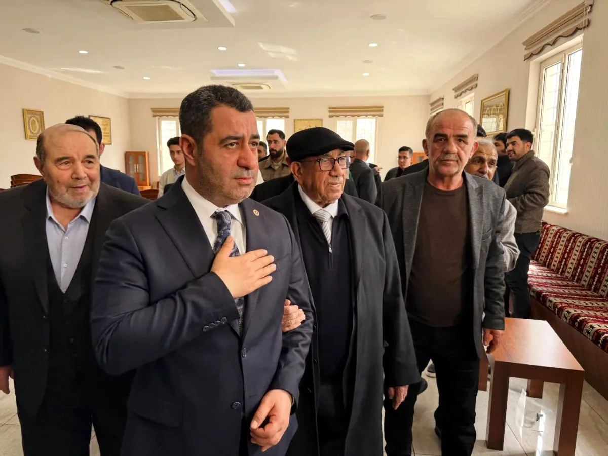 Bozgeyik Ailesinin Anlamlı Bayram Buluşması Bozgeyik Ailesinin Anlamlı Bayram Buluşması