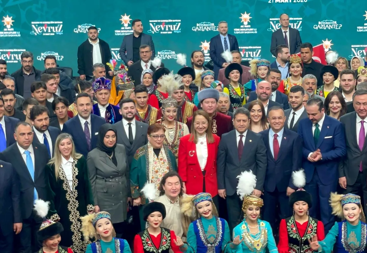 Gaziantep'teki Nevruz ve Bayramlaşma Programına Kimler Katıldı? Gaziantep'teki Nevruz ve Bayramlaşma Programına Kimler Katıldı?
