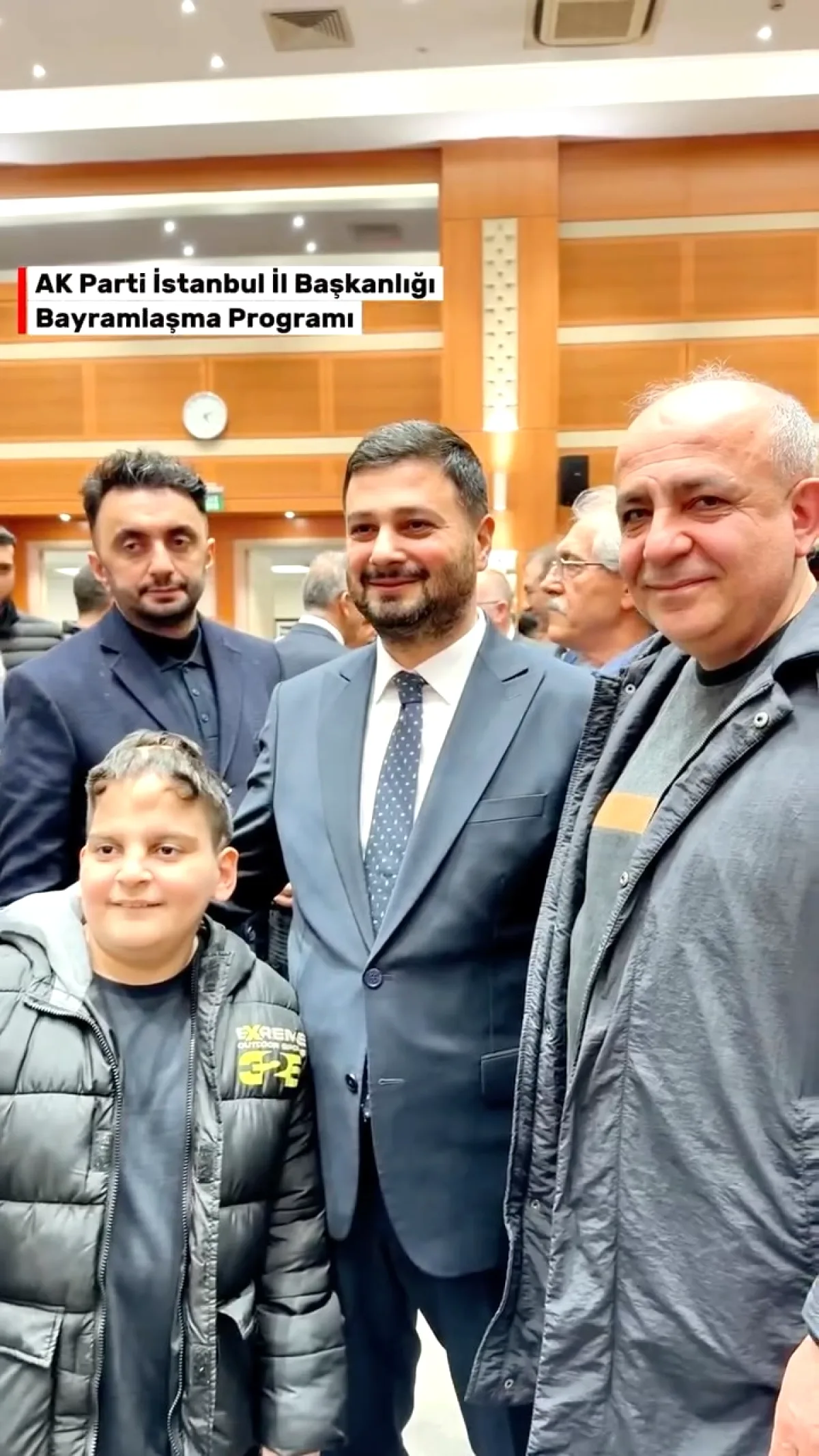 Kağıthane Belediye Başkanı'ndan Vatandaşlara Özel Bayram Temennisi Kağıthane Belediye Başkanı'ndan Vatandaşlara Özel Bayram Temennisi