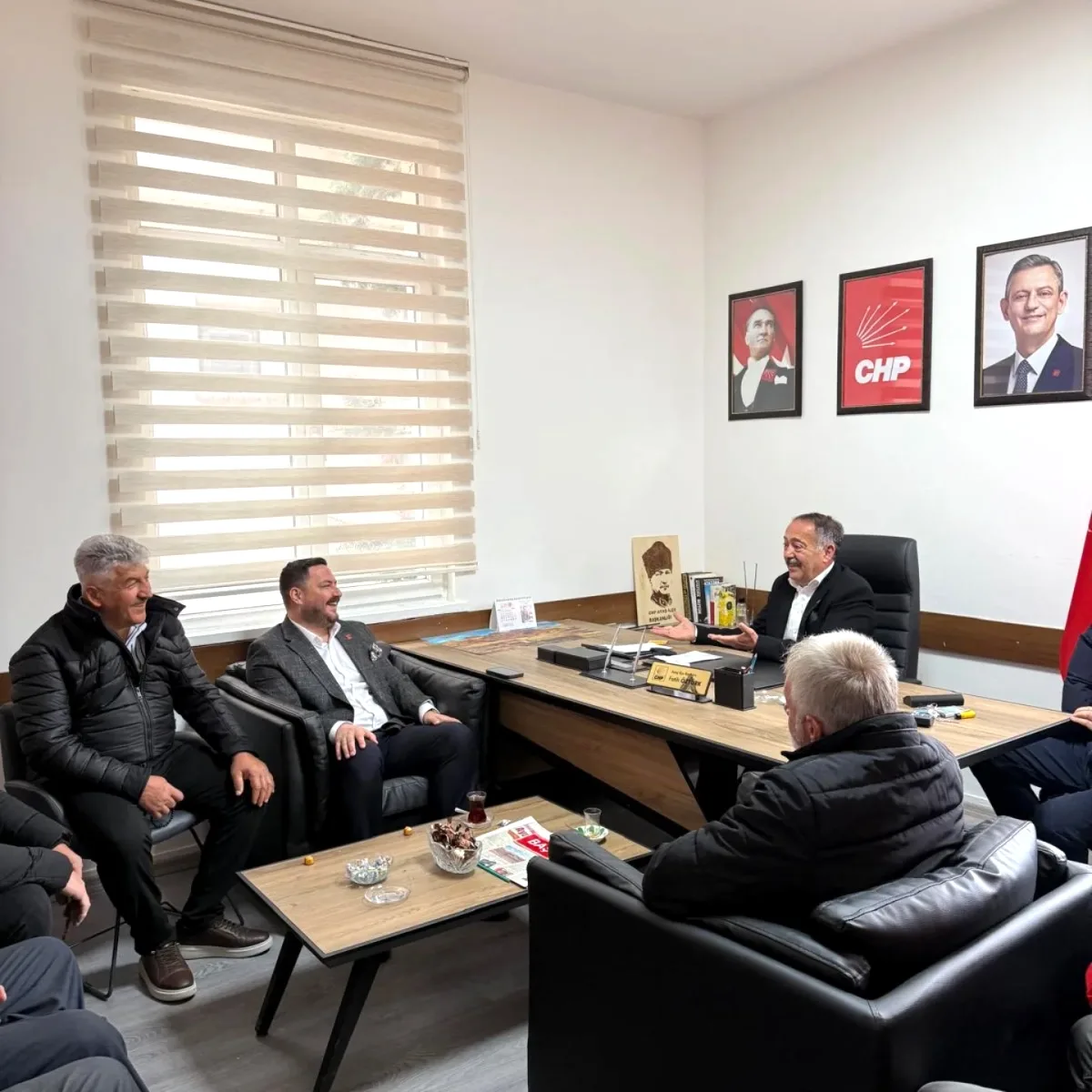 CHP Ayaş İlçe Başkanlığı'nda Yoğun Katılımlı Buluşma CHP Ayaş İlçe Başkanlığı'nda Yoğun Katılımlı Buluşma