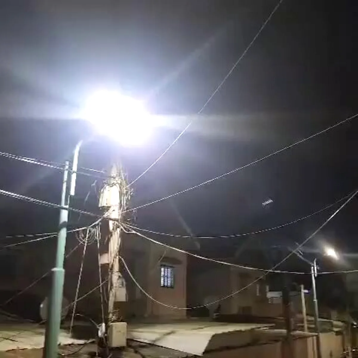 İran'dan İsrail'in Dimona Kentine Füze Saldırısı Görüntüleri Ortaya Çıktı İran'dan İsrail'in Dimona Kentine Füze Saldırısı Görüntüleri Ortaya Çıktı