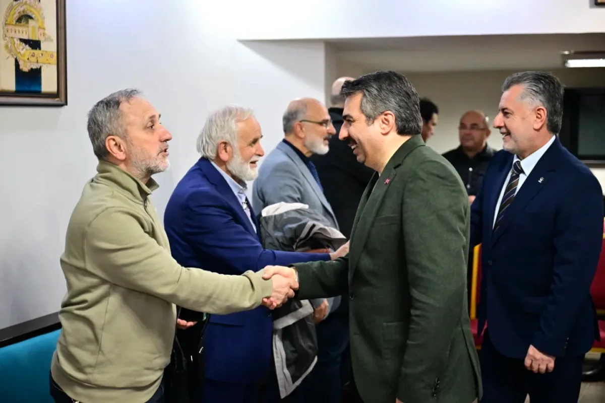 Başkan Yılmaz'dan Bayramda Birlik Mesajı Başkan Yılmaz'dan Bayramda Birlik Mesajı