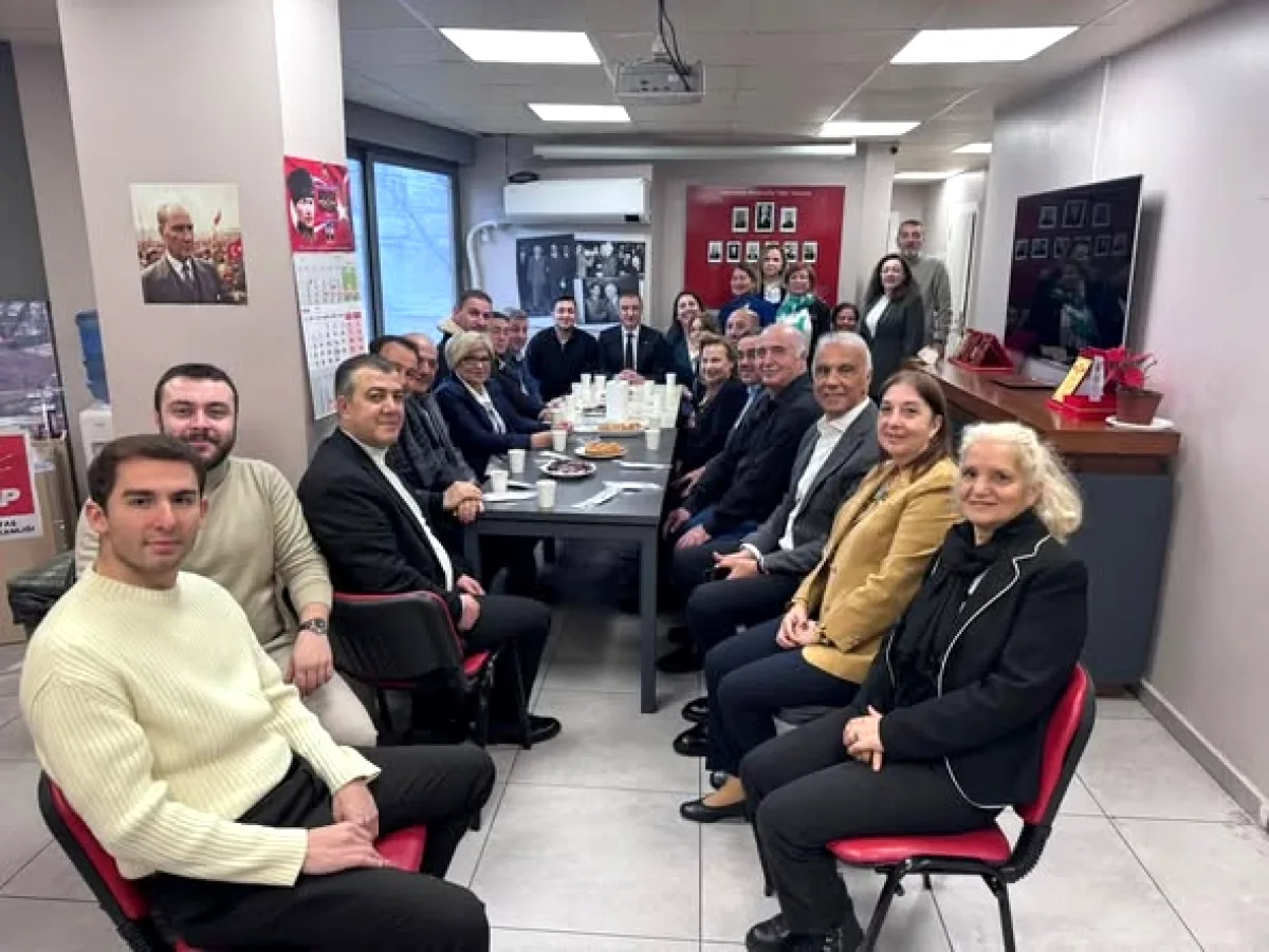 CHP'den Aşık Veysel İçin Anlamlı Mesaj CHP'den Aşık Veysel İçin Anlamlı Mesaj