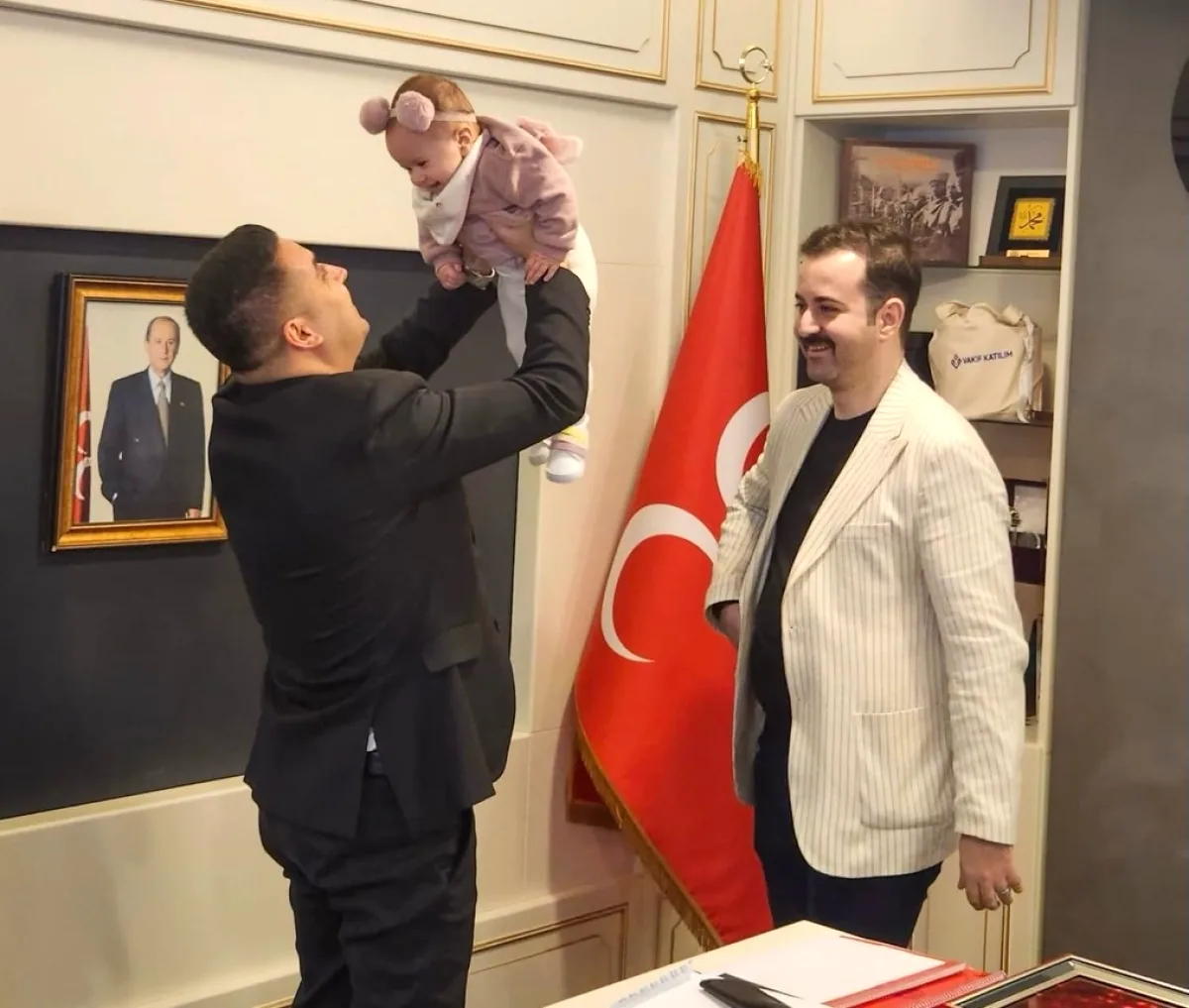 MHP Maltepe'de Bayram Coşkusu Birliği Pekiştirdi MHP Maltepe'de Bayram Coşkusu Birliği Pekiştirdi