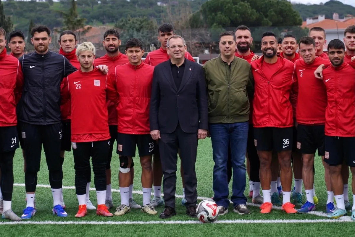Ayvalık Belediyesi'nden Kulüp Ziyareti: Tesislerde İnceleme Ayvalık Belediyesi'nden Kulüp Ziyareti: Tesislerde İnceleme