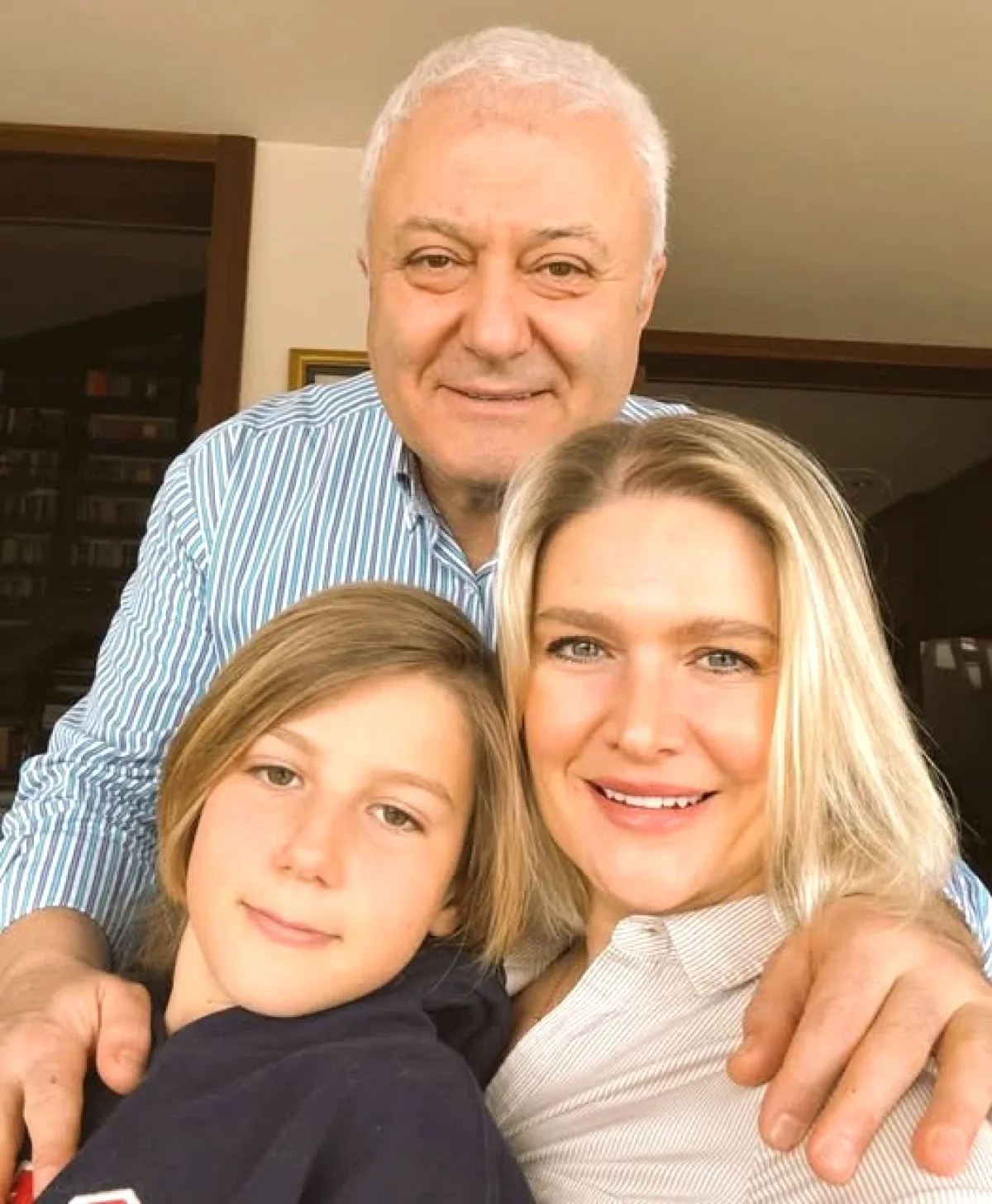 CHP'li Özkan'ın Dedesiyle İlgili Duygusal İtirafı CHP'li Özkan'ın Dedesiyle İlgili Duygusal İtirafı