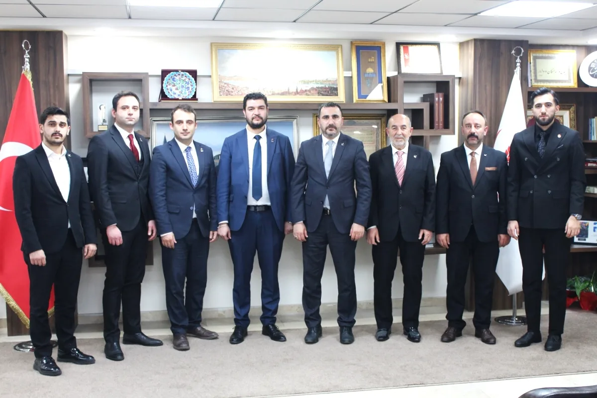 Yeniden Refah İstanbul'da Siyasi Buluşma Yeniden Refah İstanbul'da Siyasi Buluşma
