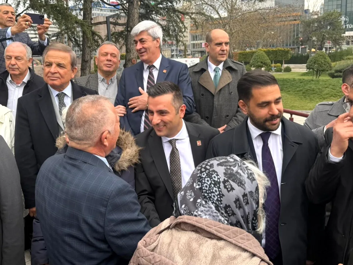 CHP Yenimahalle'de Bayramlaşma Programı Başladı CHP Yenimahalle'de Bayramlaşma Programı Başladı