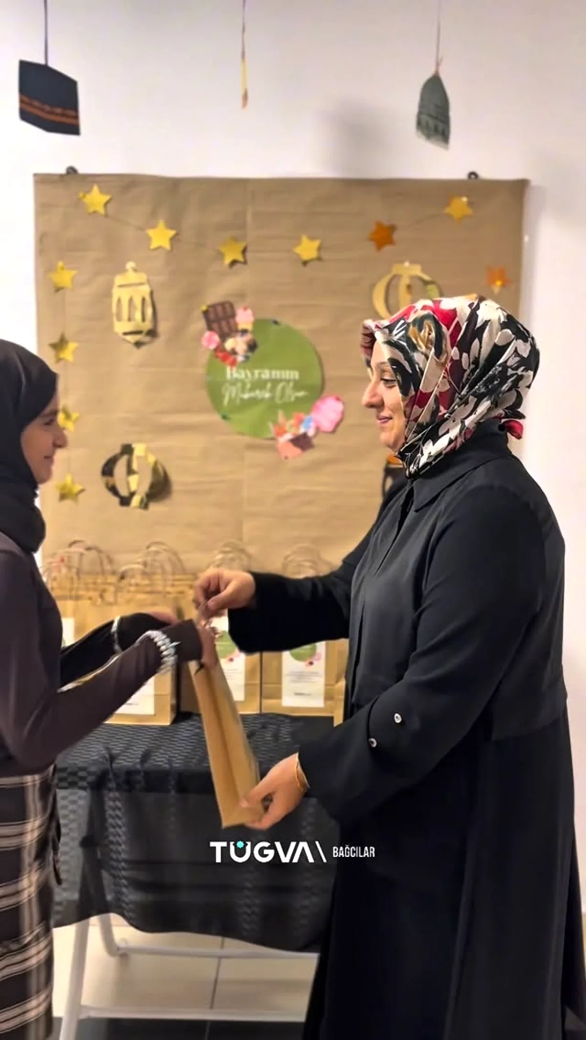 Bağcılar'da Bayram Coşkusuna Özel Bir Dokunuş Bağcılar'da Bayram Coşkusuna Özel Bir Dokunuş
