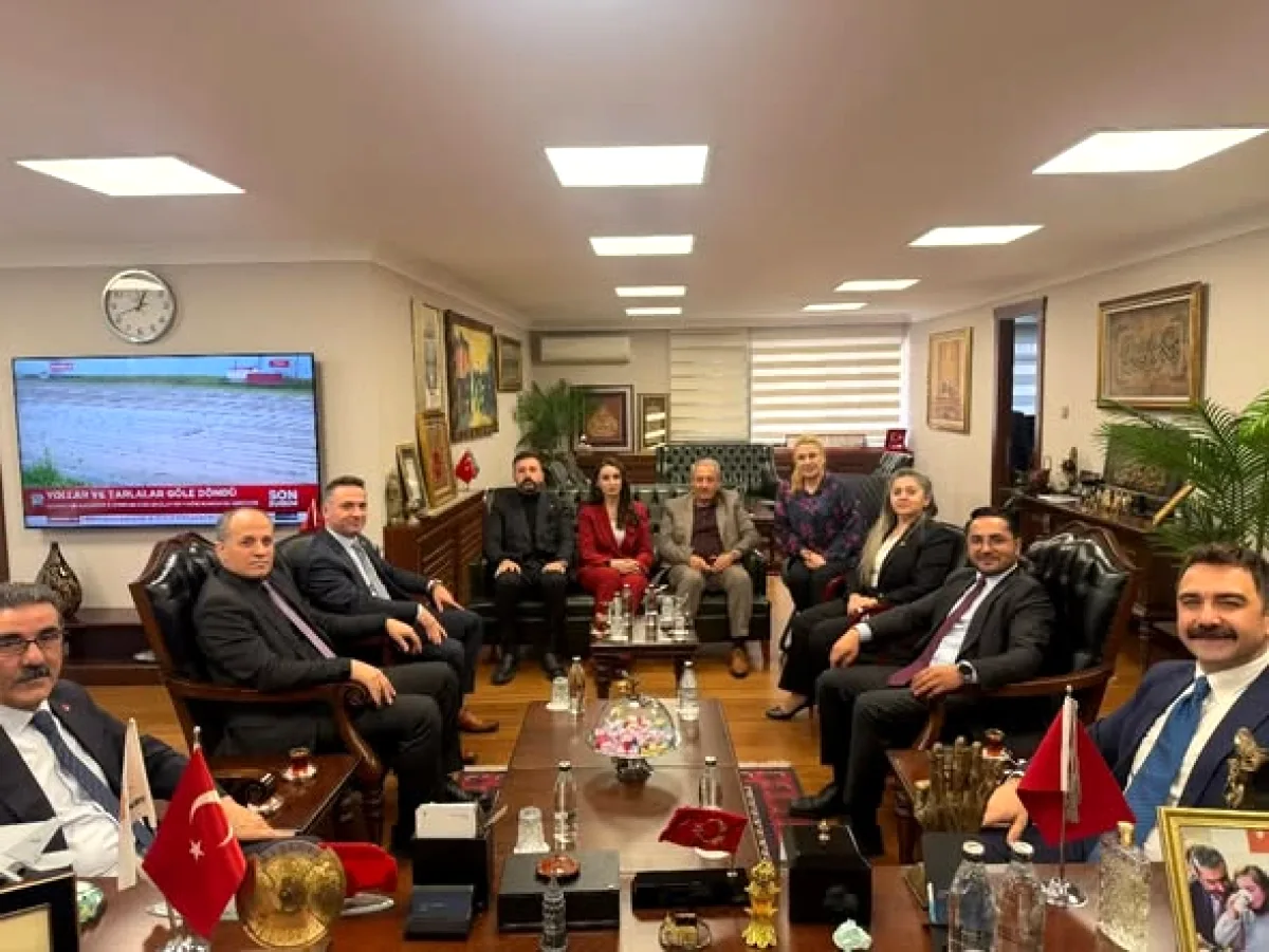 Erdoğan'ın Rize'deki Temaslarında Dikkat Çeken Açılış Erdoğan'ın Rize'deki Temaslarında Dikkat Çeken Açılış