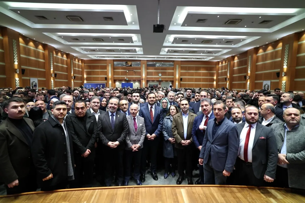 AK Parti İstanbul'da Bayramlaşma Turları Tamamlandı AK Parti İstanbul'da Bayramlaşma Turları Tamamlandı