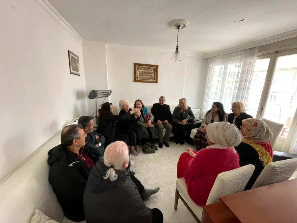 CHP'li Gençlik Liderinin Bayram Eksikliği Hissedildi CHP'li Gençlik Liderinin Bayram Eksikliği Hissedildi