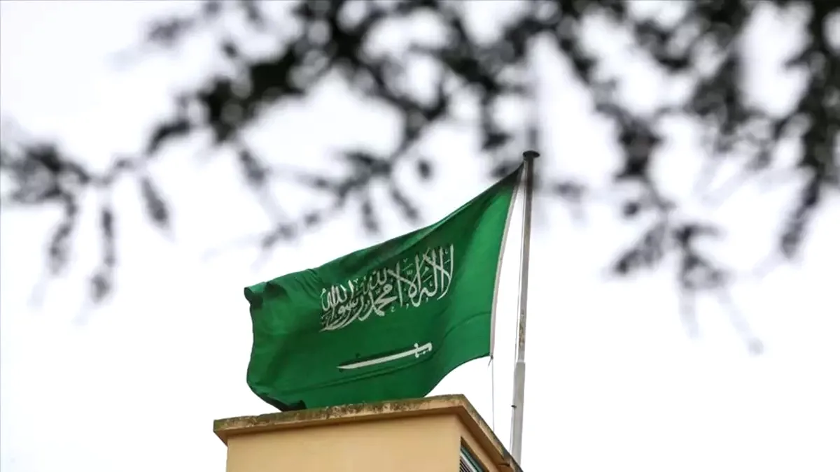 Suudi Arabistan'a Hava Saldırısı: 6 Hedef İmha Edildi Suudi Arabistan'a Hava Saldırısı: 6 Hedef İmha Edildi
