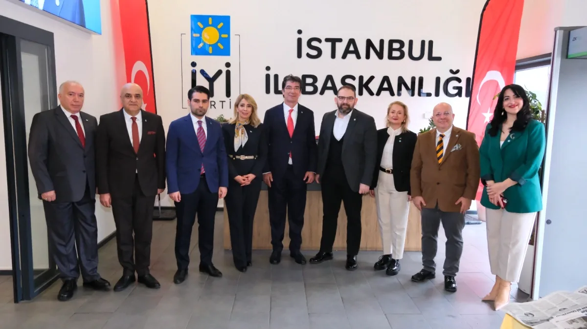 İYİ Parti İstanbul'da Çok Sayıda Siyasi Partiyi Ağırladı İYİ Parti İstanbul'da Çok Sayıda Siyasi Partiyi Ağırladı