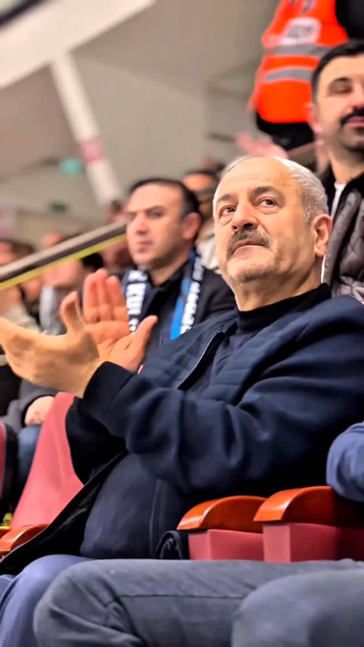 Gebze Belediyesi'nden "Efeler" İçin Motivasyon Çağrısı Gebze Belediyesi'nden "Efeler" İçin Motivasyon Çağrısı