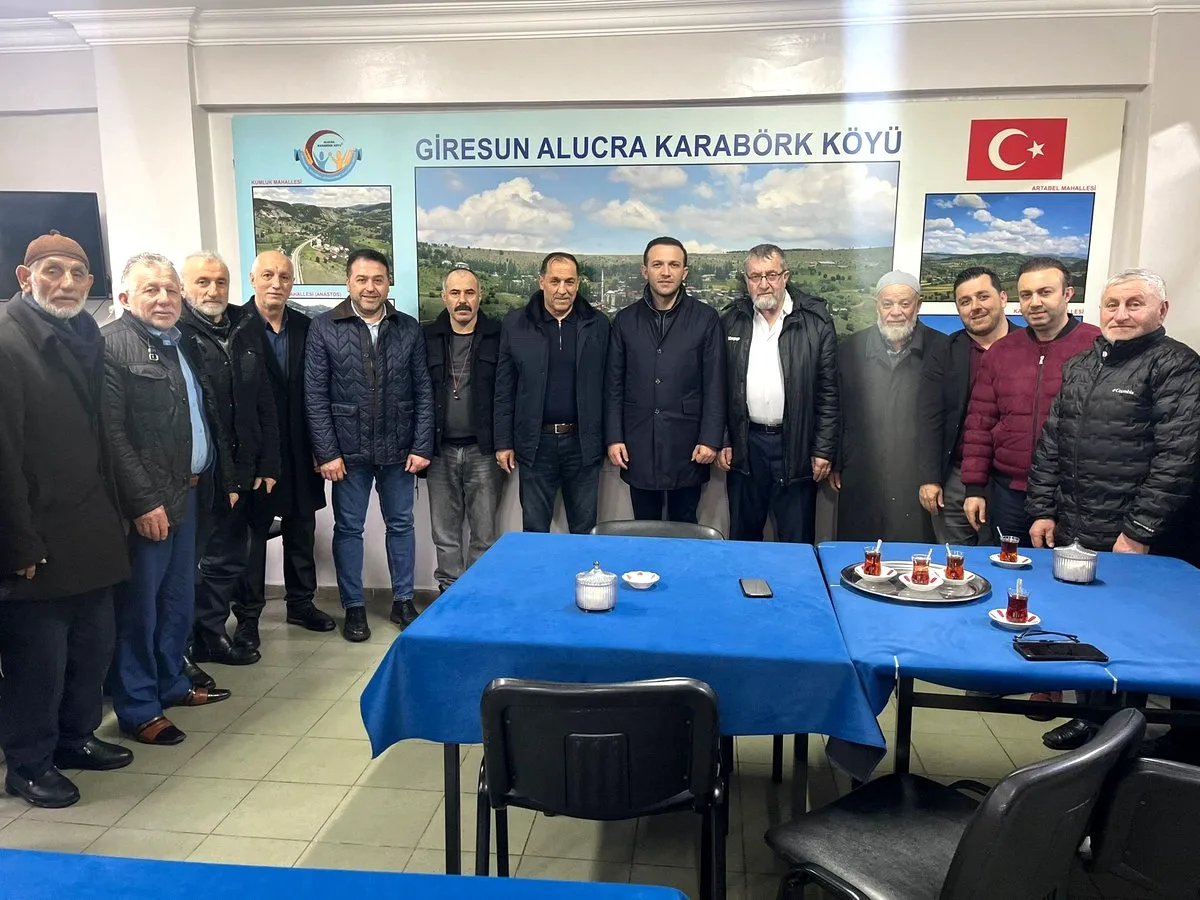 AK Partili İsmail Hakkı Tekin'den Dernek Ziyareti AK Partili İsmail Hakkı Tekin'den Dernek Ziyareti