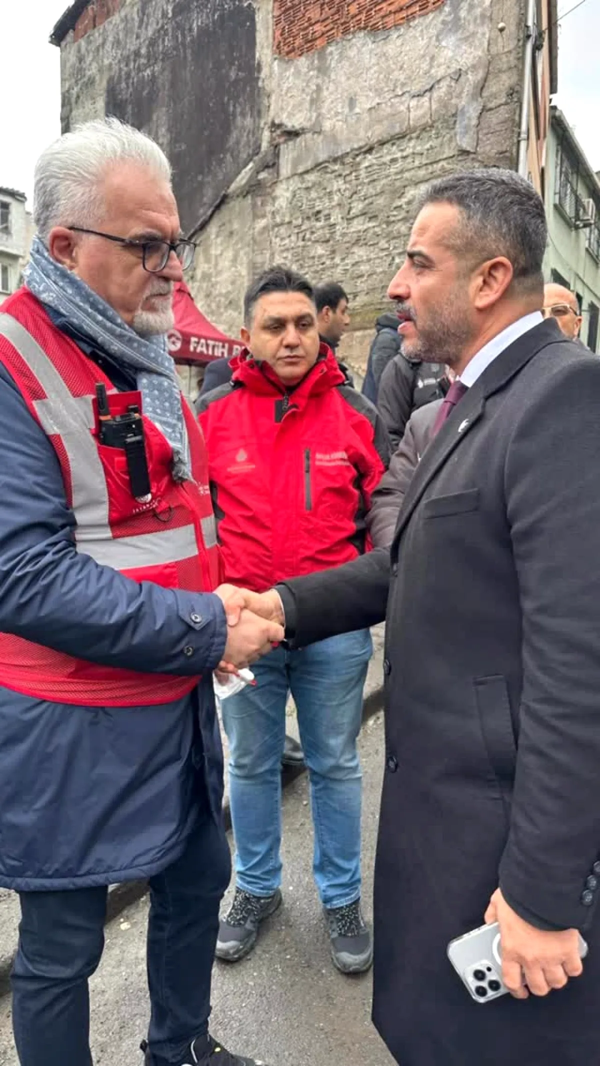 Fatih'teki Doğalgaz Patlaması Sonrası Saha Hareketi Fatih'teki Doğalgaz Patlaması Sonrası Saha Hareketi