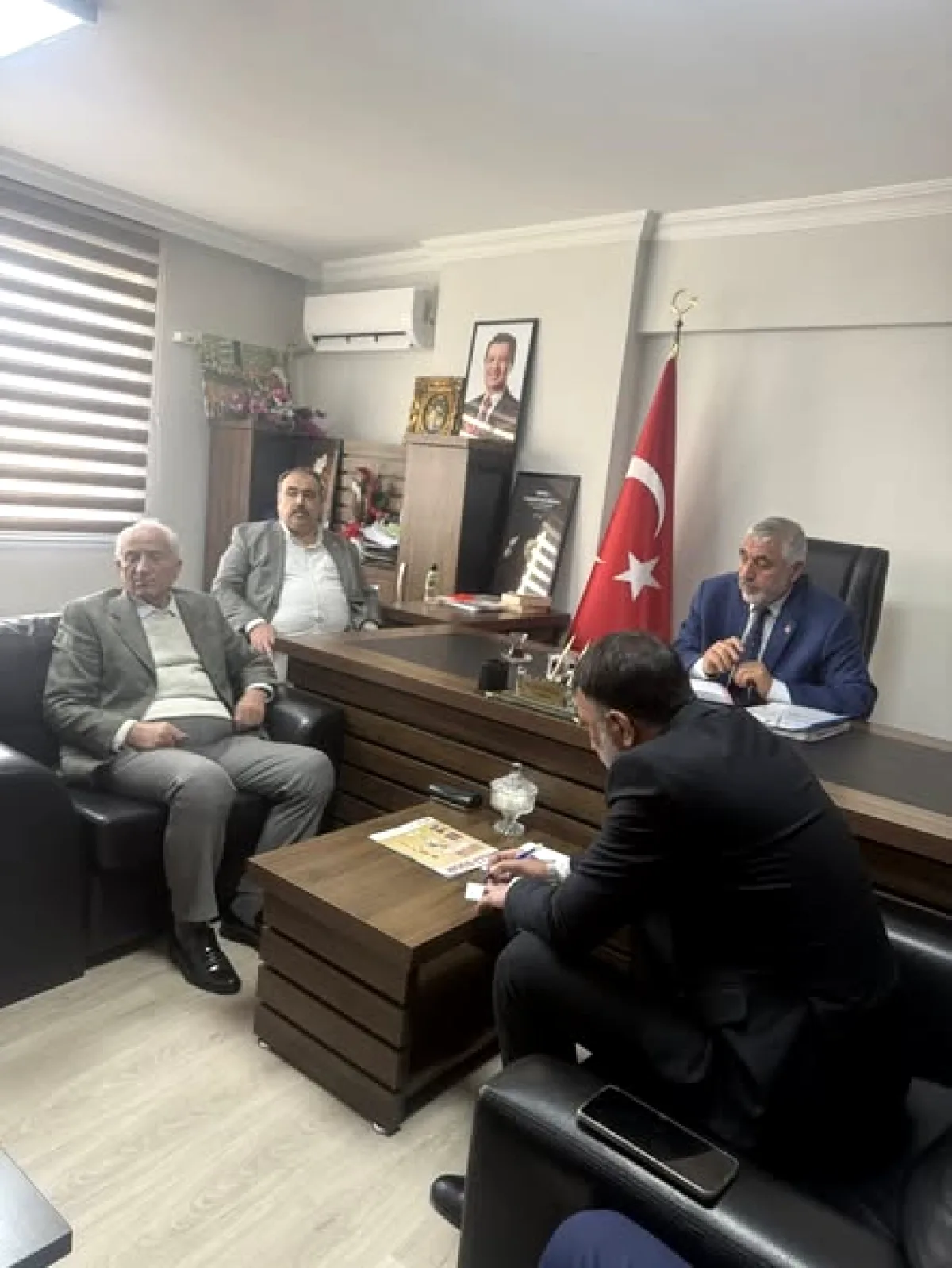 Saadet Partisi'nden Polis Haftası'nda Anlamlı Ziyaret Saadet Partisi'nden Polis Haftası'nda Anlamlı Ziyaret