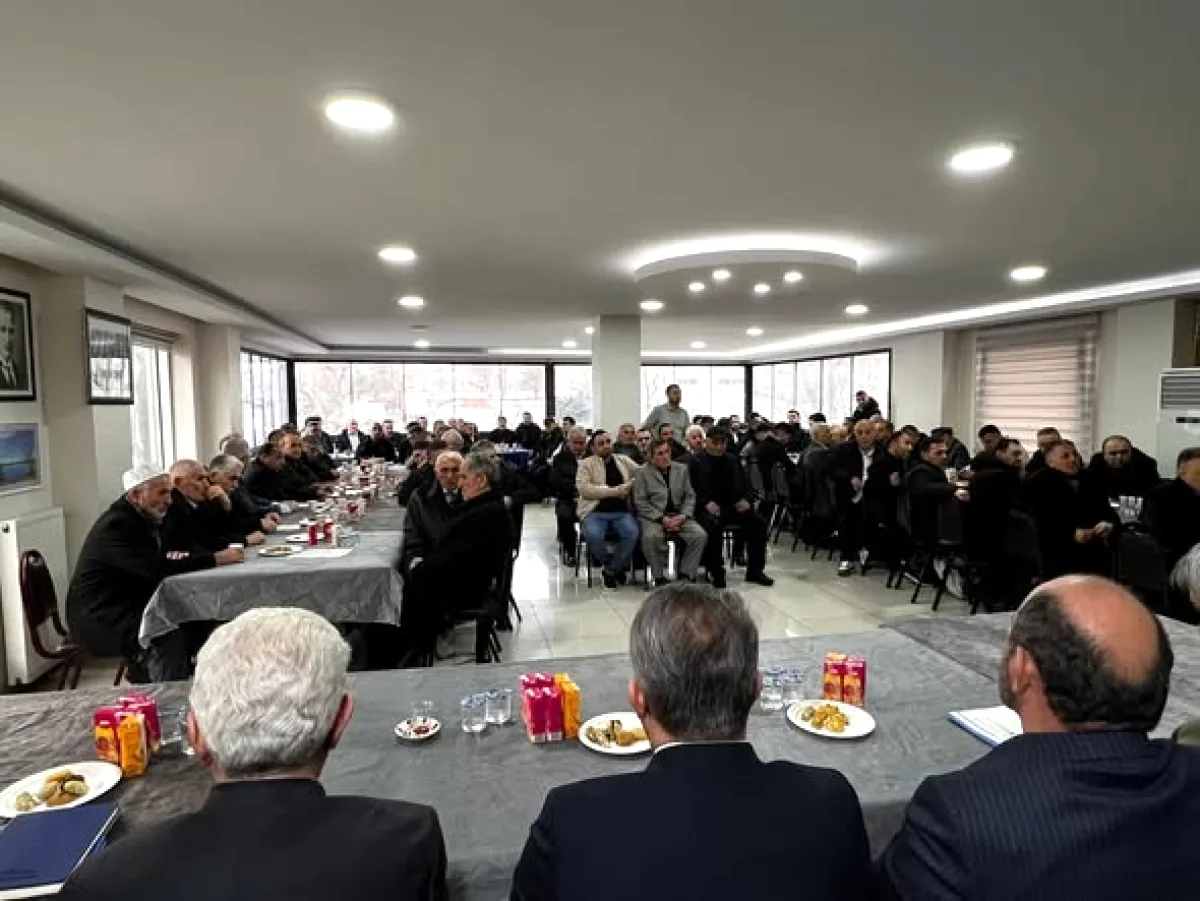 Milletvekili Şahin'in Bayramlaşma Programındaki Sıcak Buluşma Milletvekili Şahin'in Bayramlaşma Programındaki Sıcak Buluşma