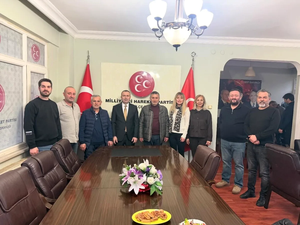MHP Bakırköy Teşkilatından Bayram Buluşması MHP Bakırköy Teşkilatından Bayram Buluşması