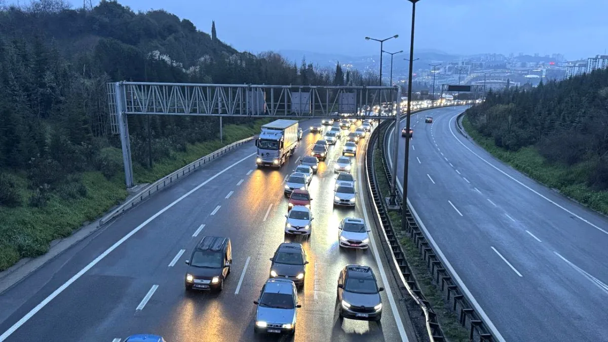 Bayram Dönüşünde Yollara Çıkanlara Kritik Uyarı Bayram Dönüşünde Yollara Çıkanlara Kritik Uyarı